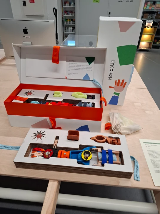 Marek Kuźmiński's project focused on supporting young children with congenital lower arm amputations by improving the prosthesis design process. The approach empowers children to take ownership of their prosthetic devices, fostering greater self-esteem in the process.