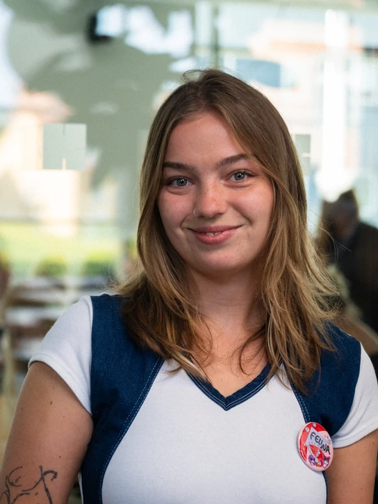Feline Silke, 23, Bachelor student, Fashion Design